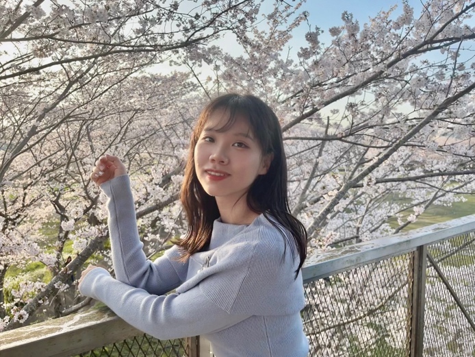 Ms. Zheng, Jieyuan
